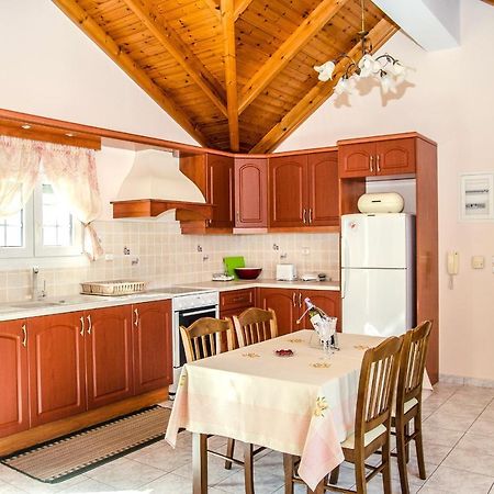 Апартаменты Primrose Аргостолион Экстерьер фото